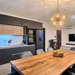 Liberty Living Znjan Appartement Split