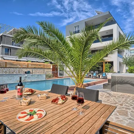 Liberty Living Znjan Appartement *