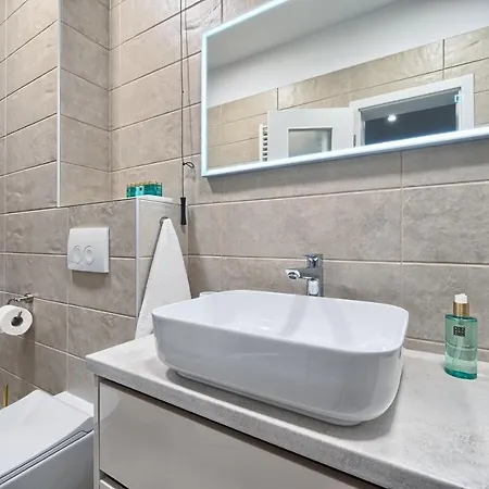 Liberty Living Znjan Appartement