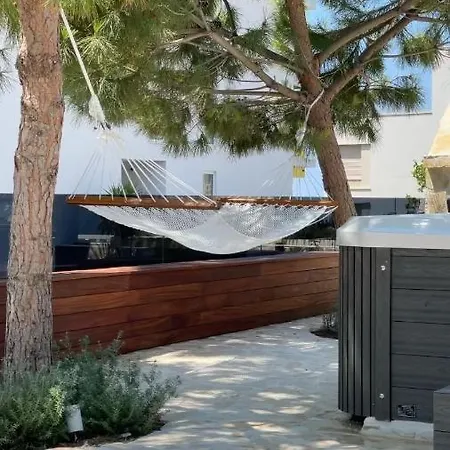 Apartment Liberty Living Znjan Split