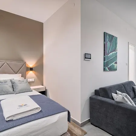 Liberty Living Znjan * Split