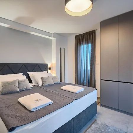 Liberty Living Znjan *