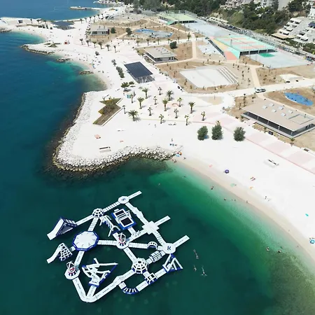 Liberty Living * Split