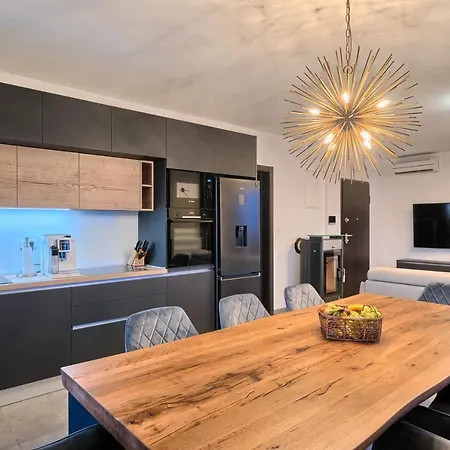 Liberty Living Znjan Appartamento Spalato